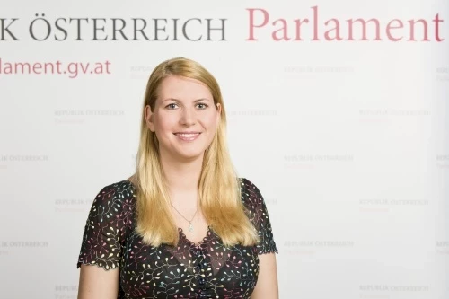 Elisabeth Hakel