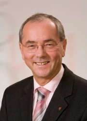 Ewald Sacher