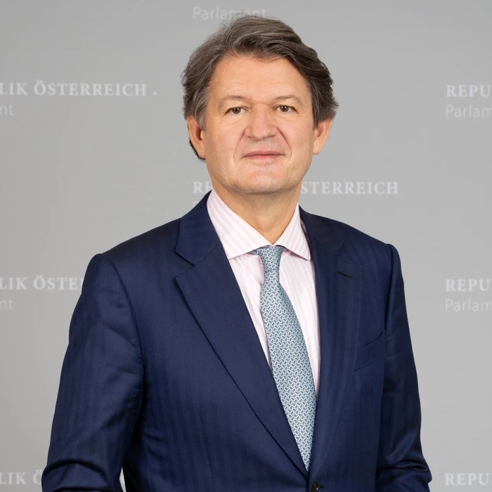 Dr. Helmut Brandstätter