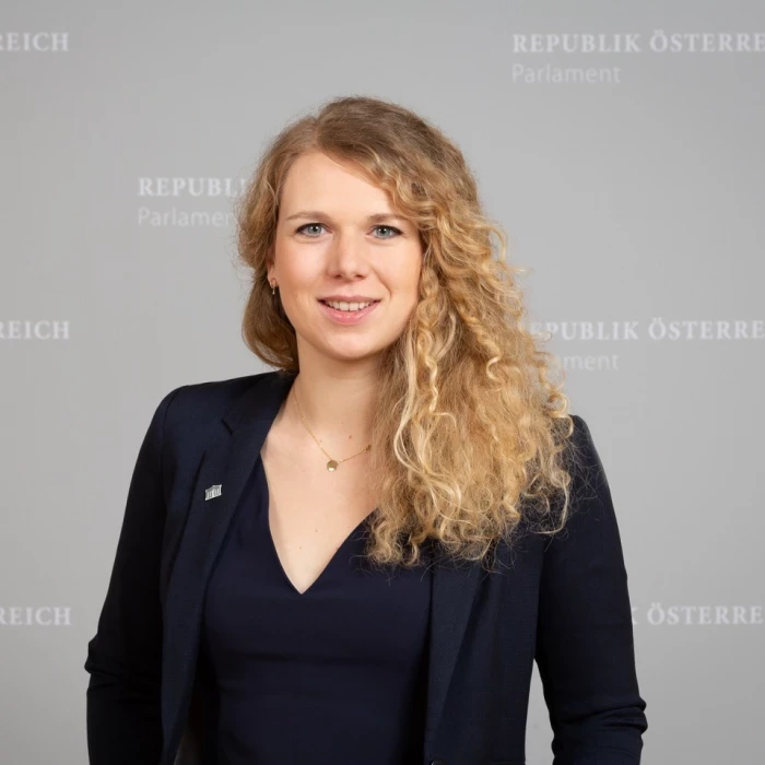 Portraitfoto Johanna Jachs