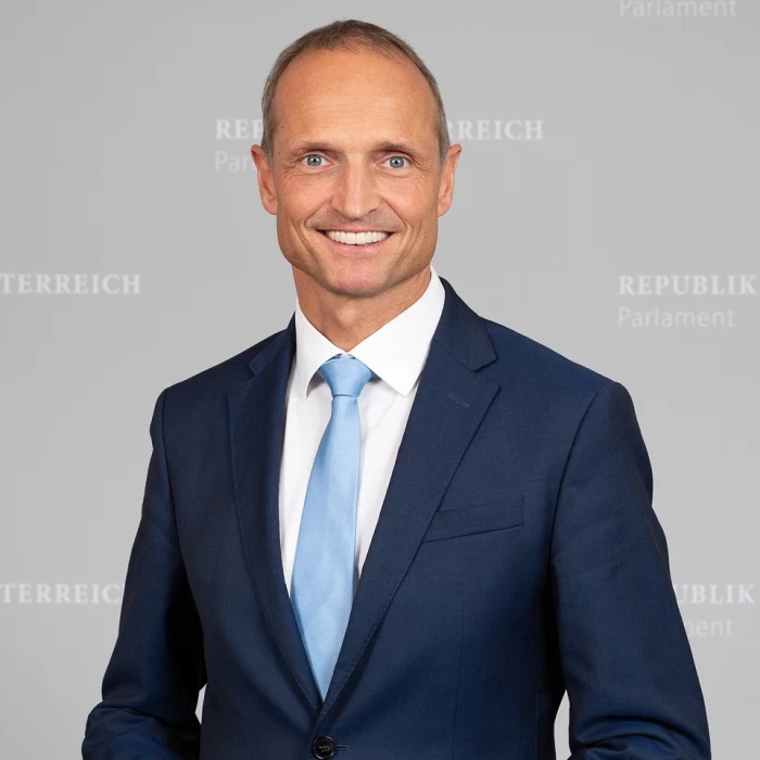 Mag. Wolfgang Gerstl