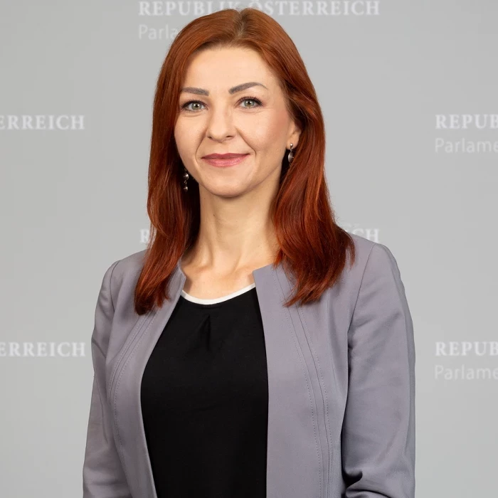Mag.a Dr.in Ewa Ernst-Dziedzic