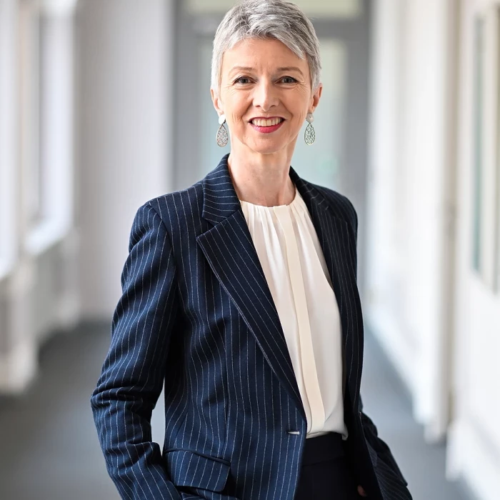 Dr.in Gaby Schaunig