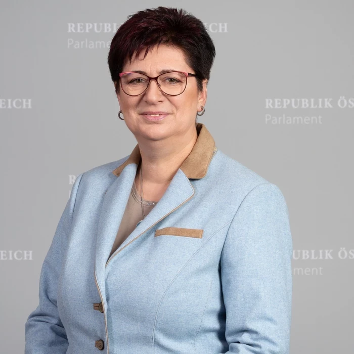 Rosa Ecker, MBA