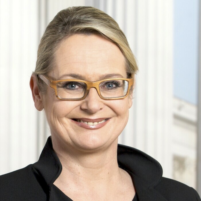 Portrait Carmen Schimanek