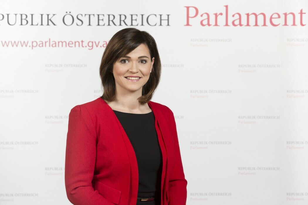 Daniela Holzinger-Vogtenhuber, BA