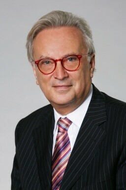 Dr. Hannes Swoboda