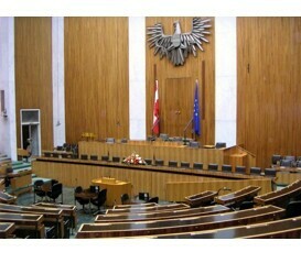 Überblick KW5: Team Stronach erhält Plätze in NR-Ausschüssen